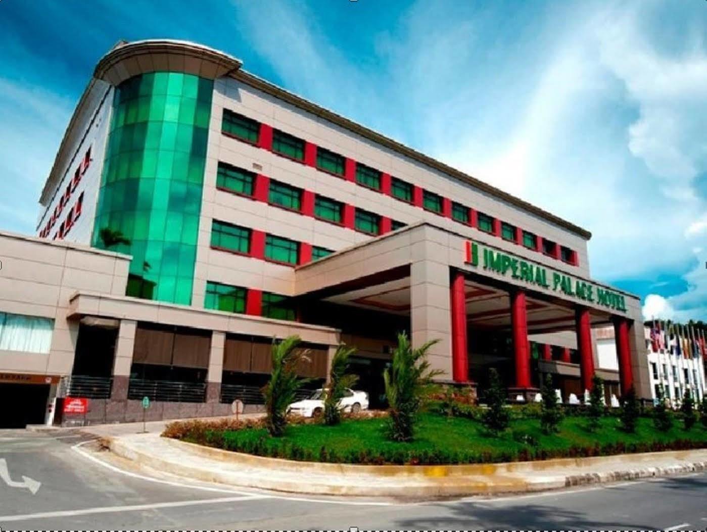 Imperial Palace Hotel Мири Екстериор снимка