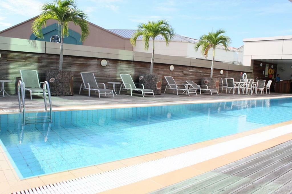 Imperial Palace Hotel Мири Екстериор снимка